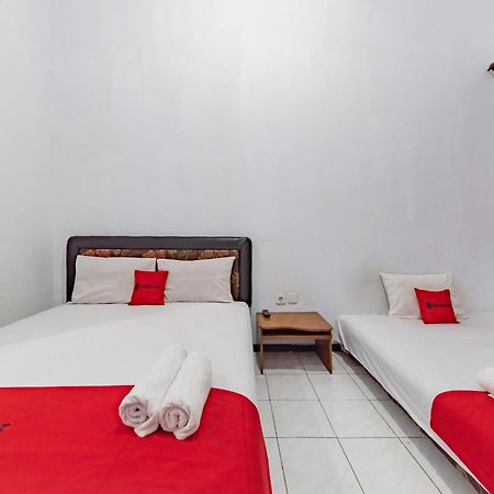 Reddoorz At Ciliwung Guest House Syariah 말랑 외부 사진