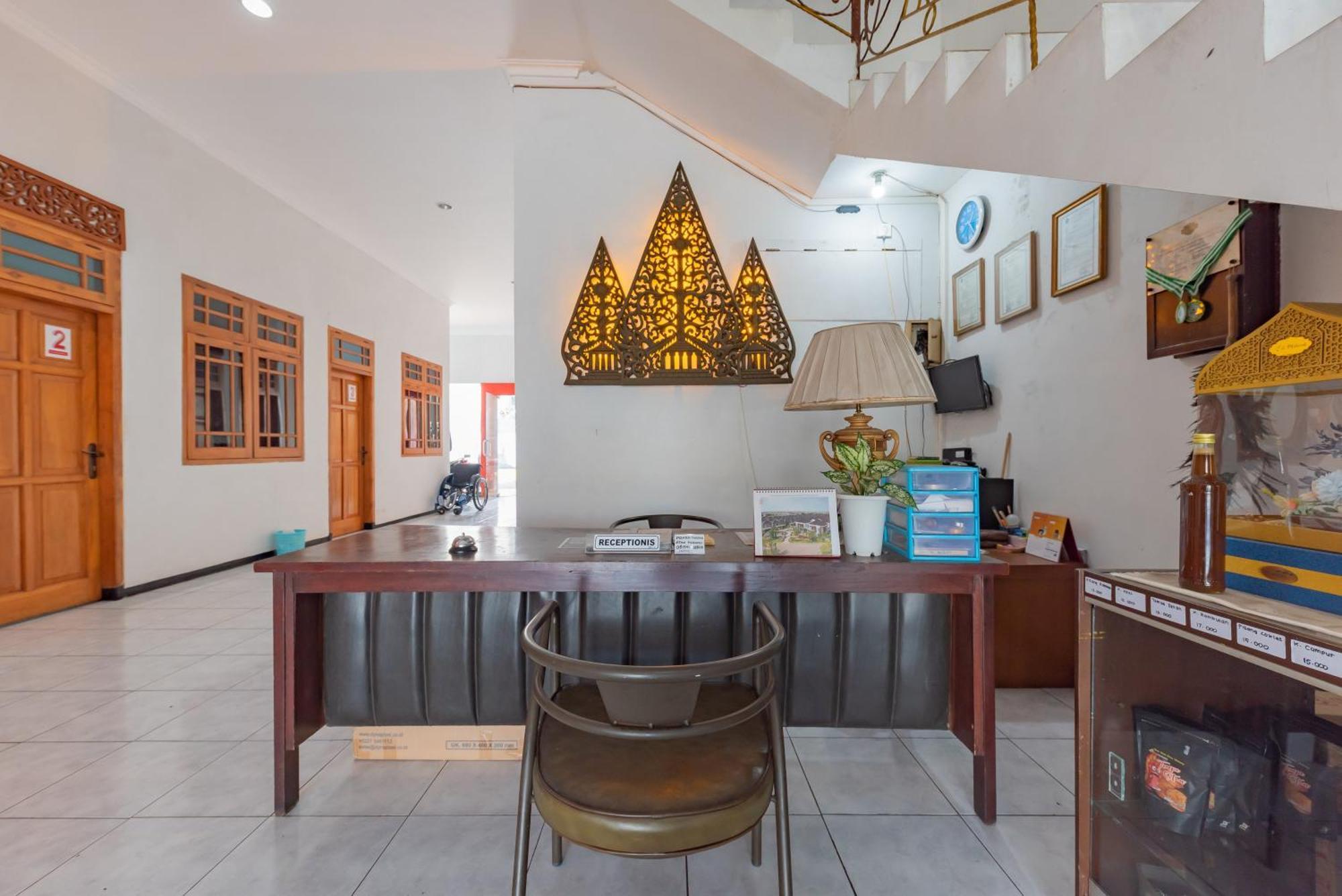 Reddoorz At Ciliwung Guest House Syariah 말랑 외부 사진